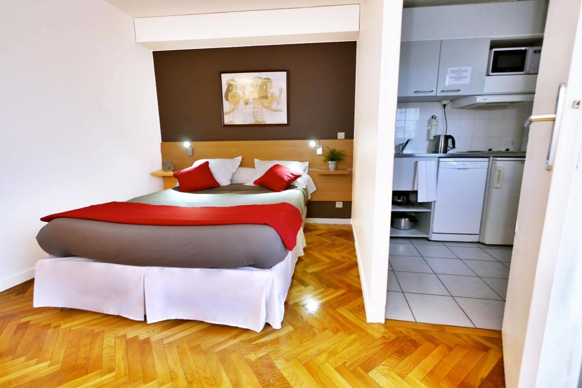 كوربوفوا Tempolodge La Defense المظهر الخارجي الصورة