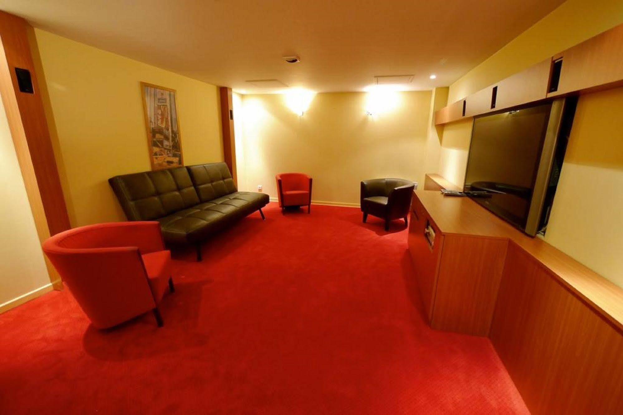 كوربوفوا Tempolodge La Defense المظهر الخارجي الصورة